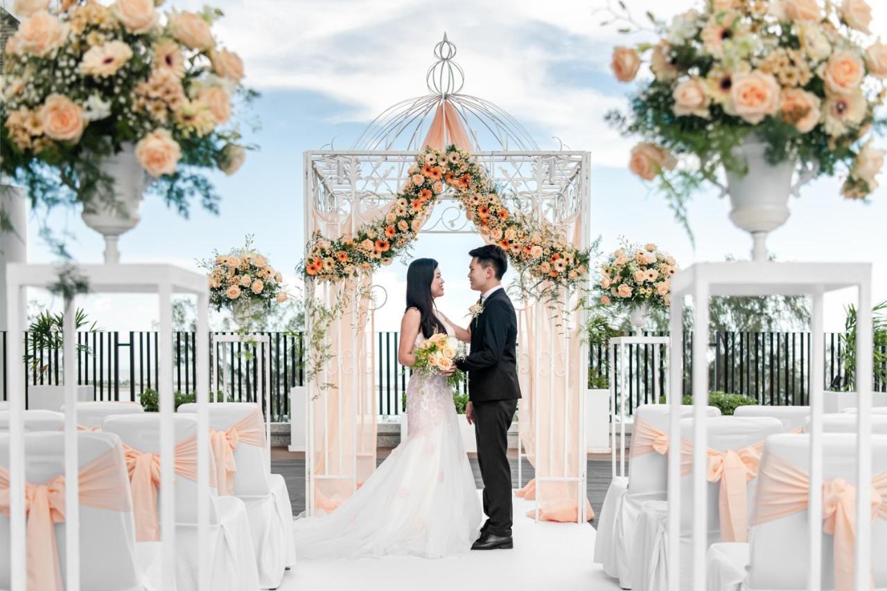 Hotel Ascott Gurney Penang George Town Zewnętrze zdjęcie A wedding in the Philippines