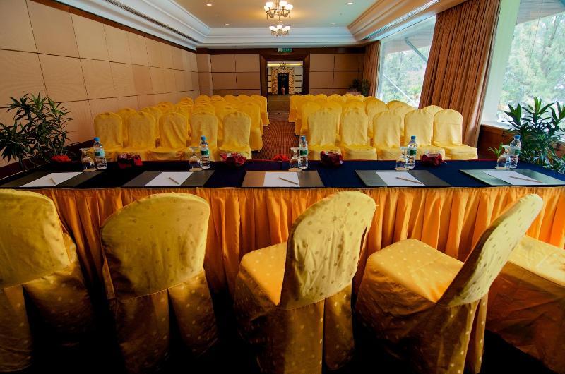 Hotel Ascott Gurney Penang George Town Zewnętrze zdjęcie The 2008 meeting of the ASEAN–India Business Council